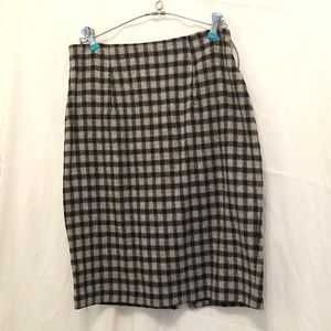 Walter - size 6/8 - black & grey mini skirt